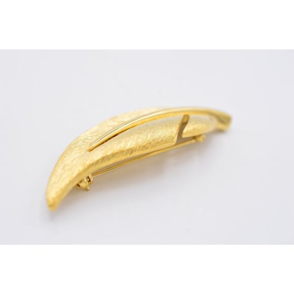 Givenchy Vintage Leaf Pin Brooch Brushed Gold Textured Chunky Signed 1980s Bin8 - Picture 9 of 11